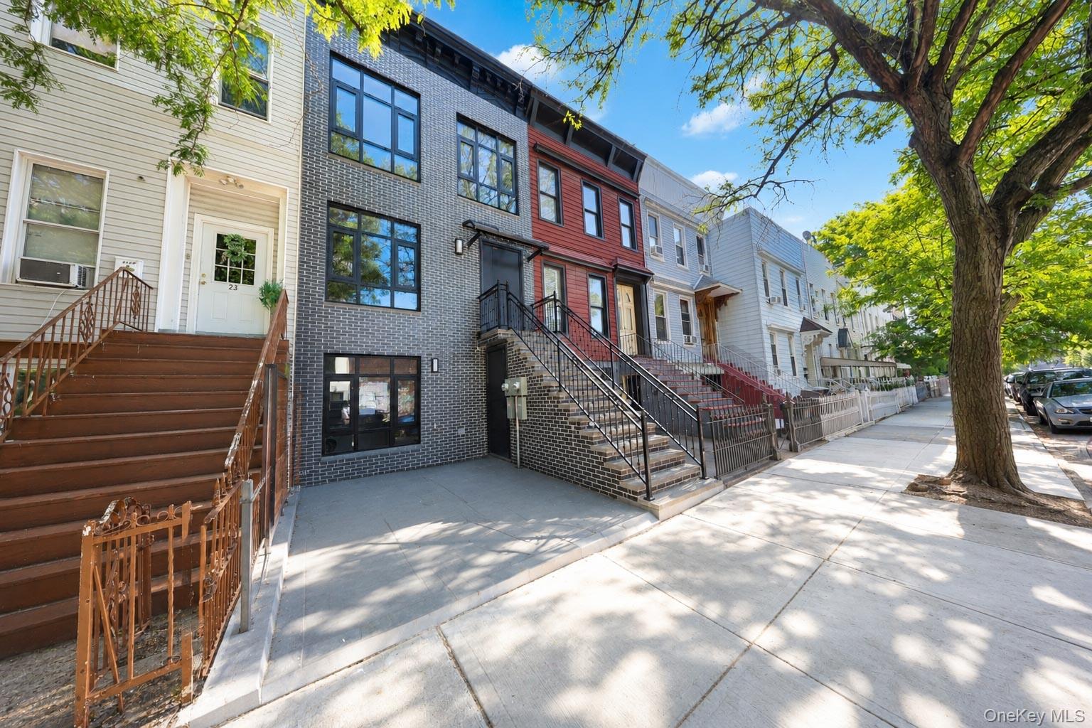 25 Goodwin Place