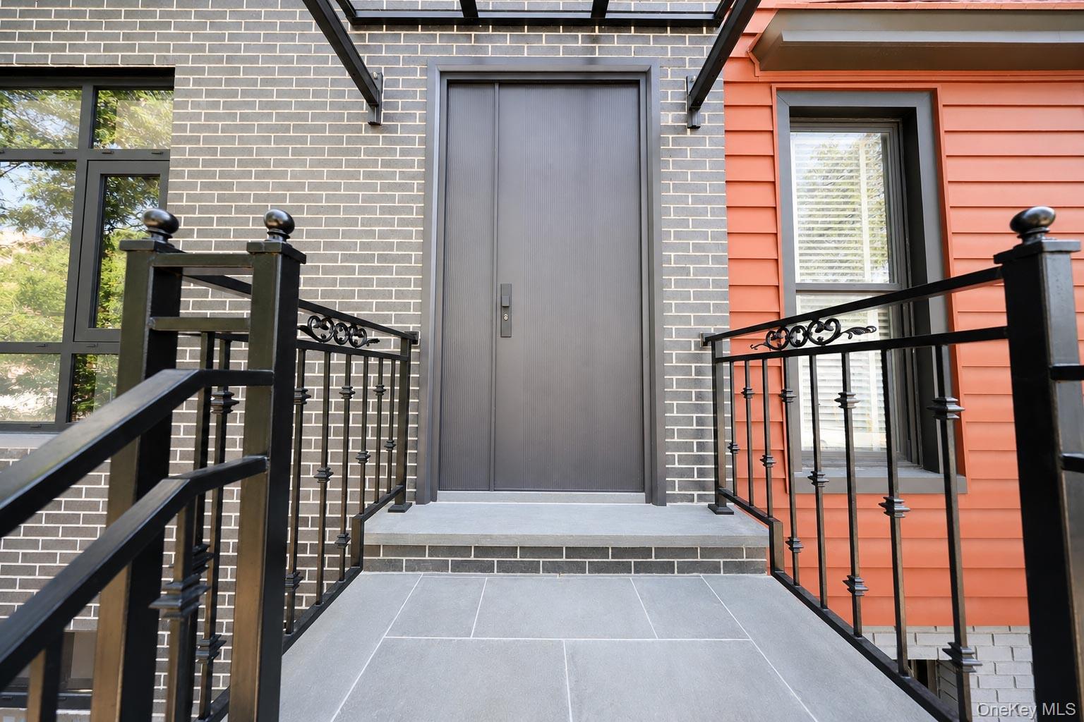 25 Goodwin Place