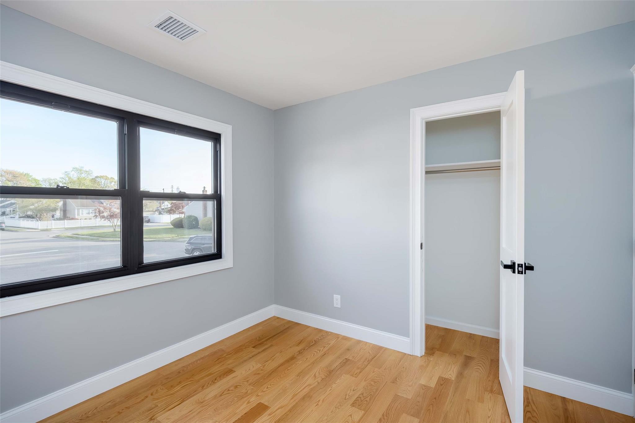 38 Bradford Lane, Bethpage, New York image 15