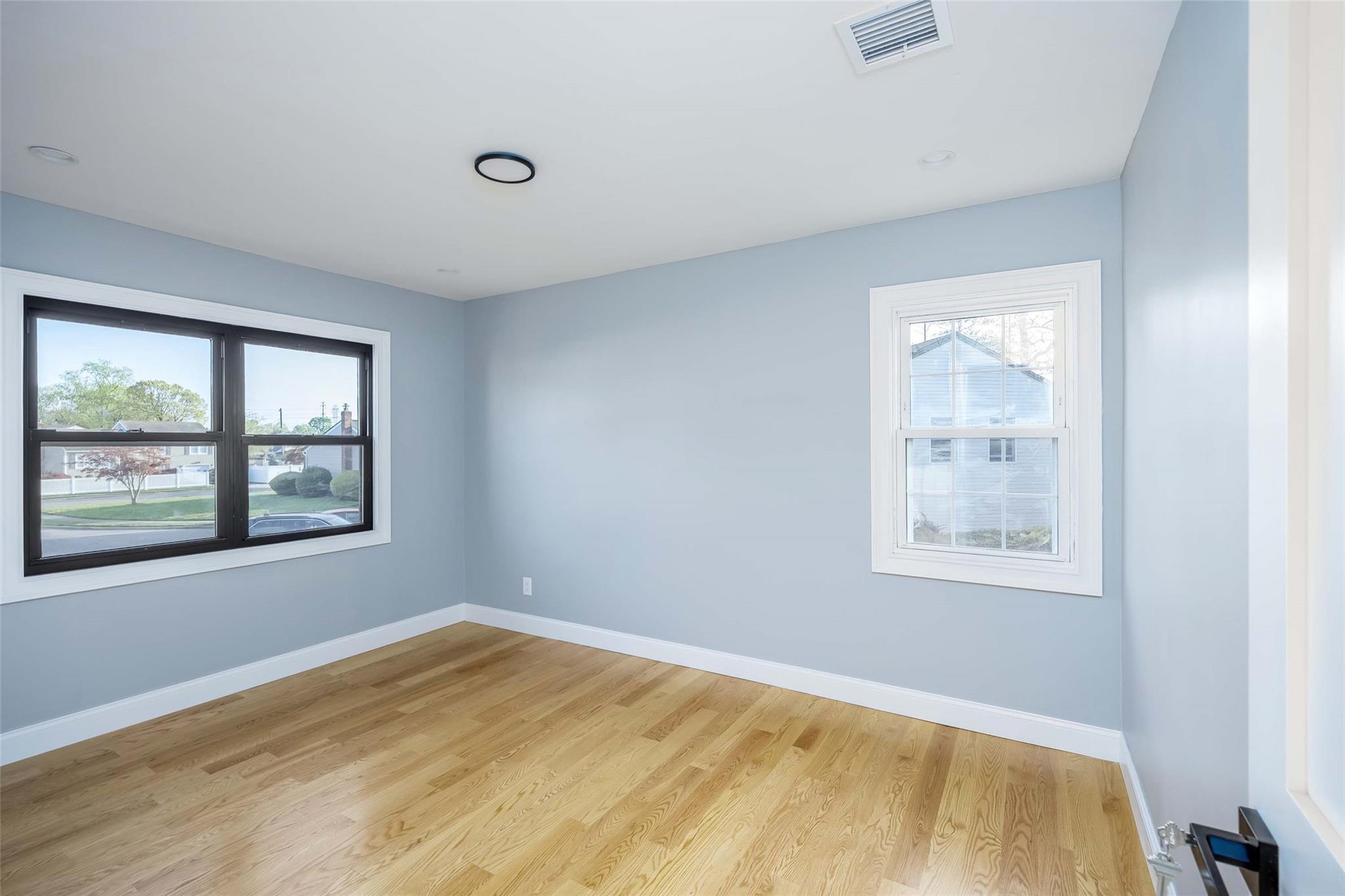 38 Bradford Lane, Bethpage, New York image 13