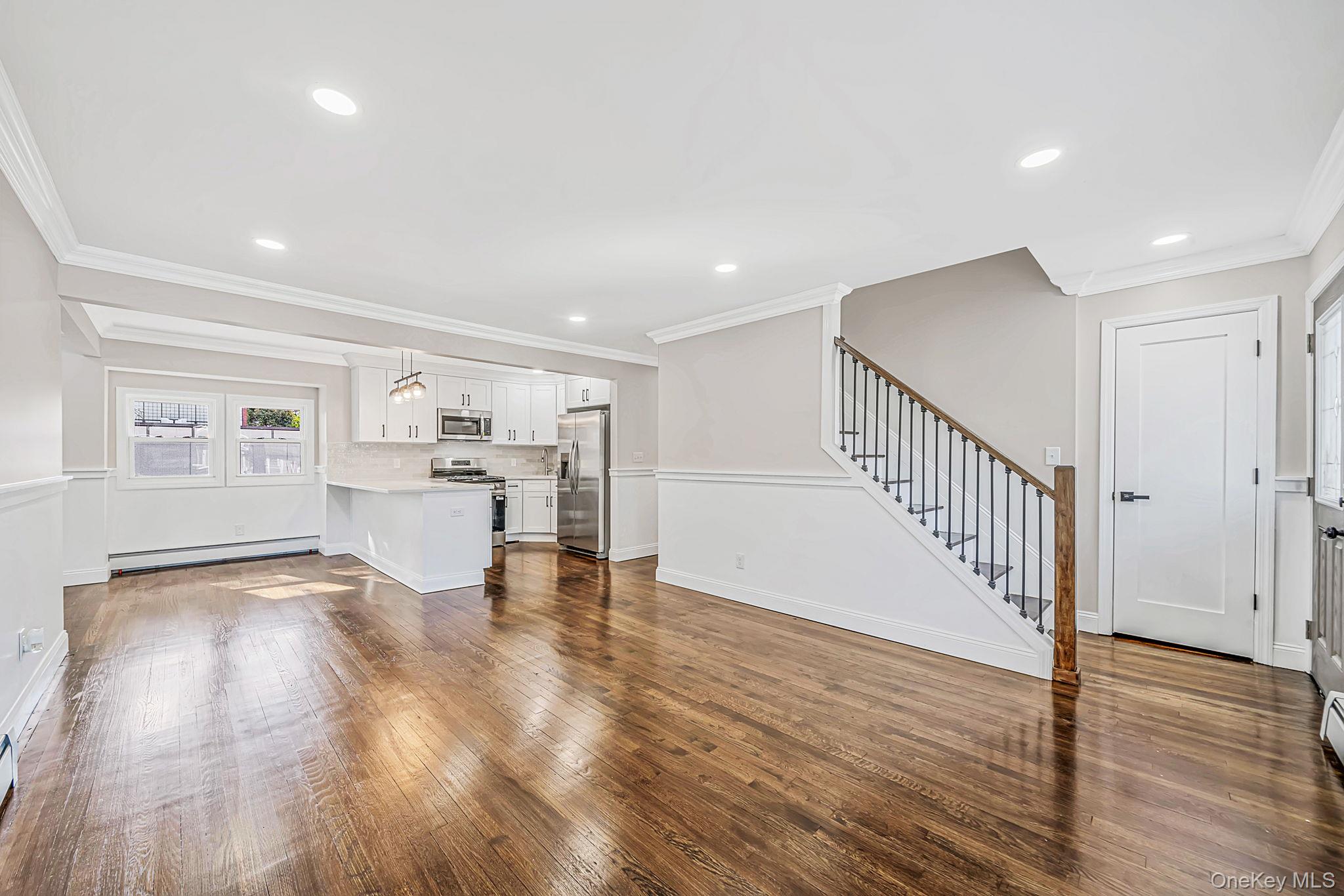 72 Kobb Boulevard
