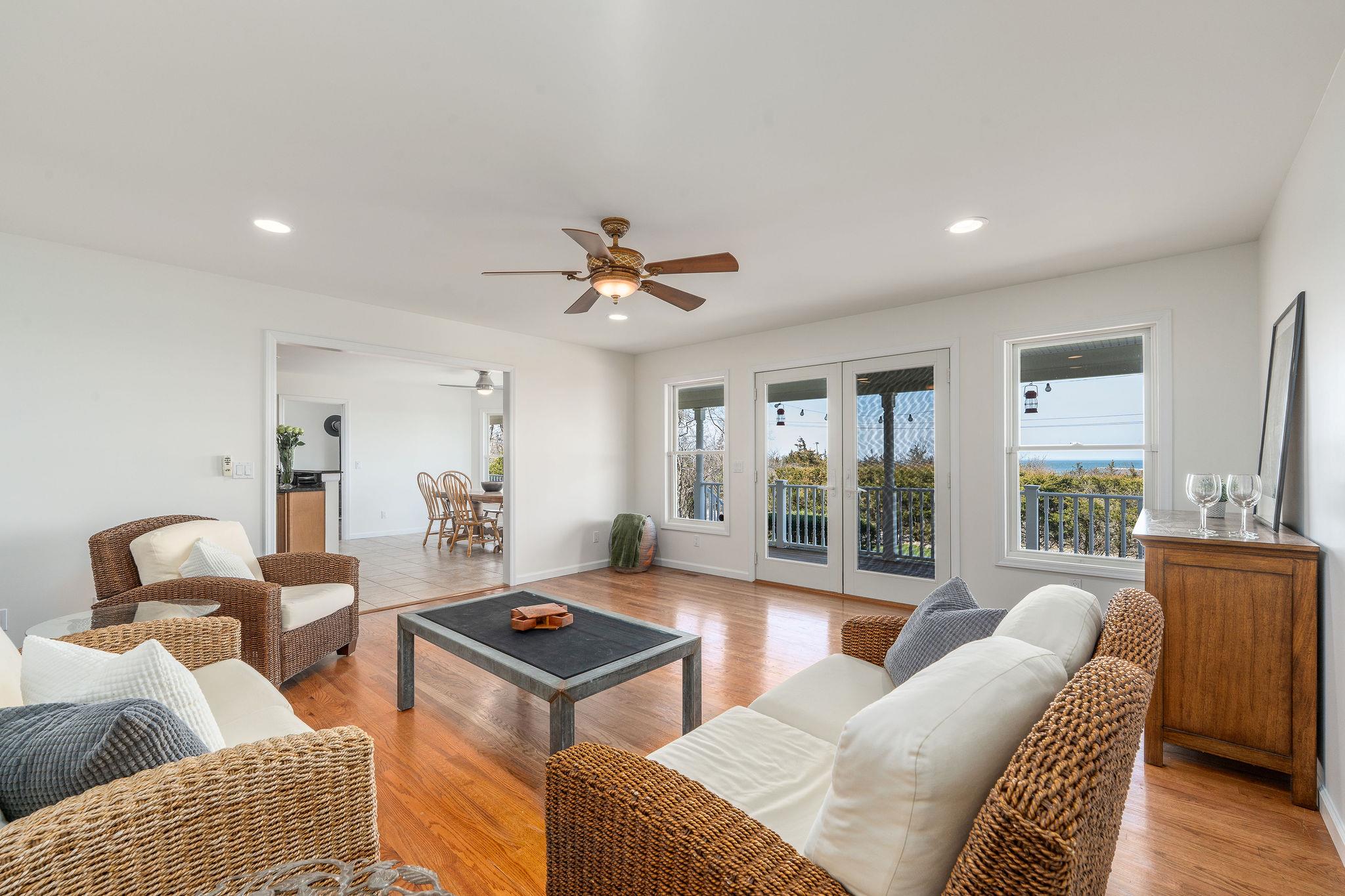 250 Naugles Drive, Mattituck, New York image 13