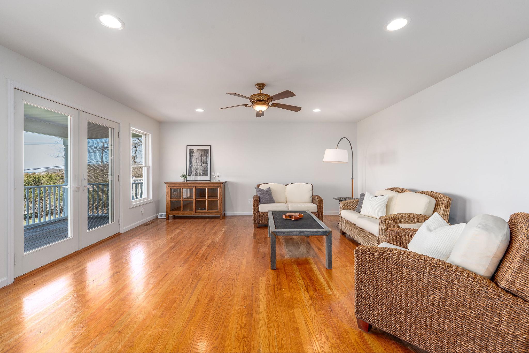 250 Naugles Drive, Mattituck, New York image 14