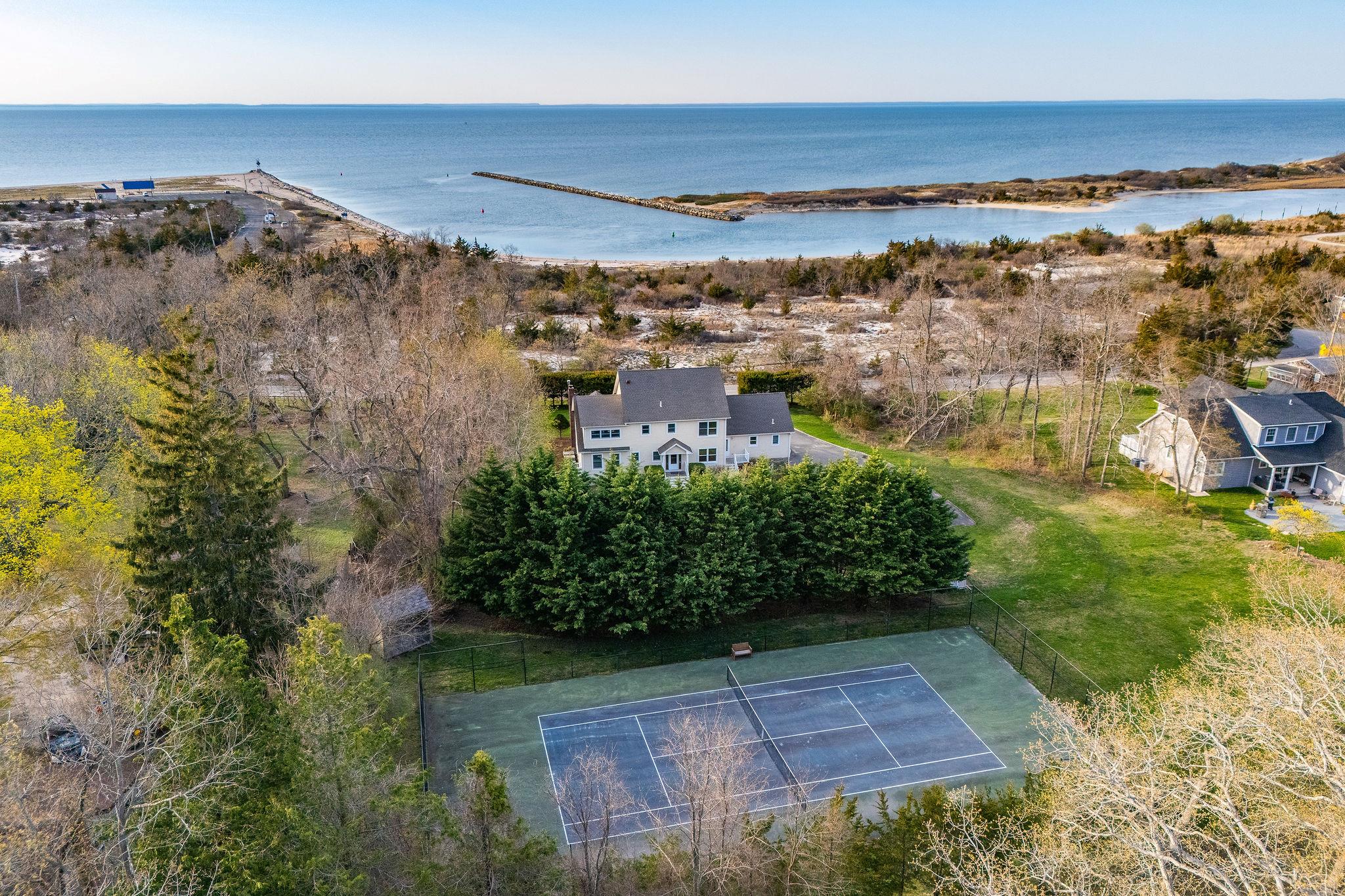250 Naugles Drive, Mattituck, New York image 41