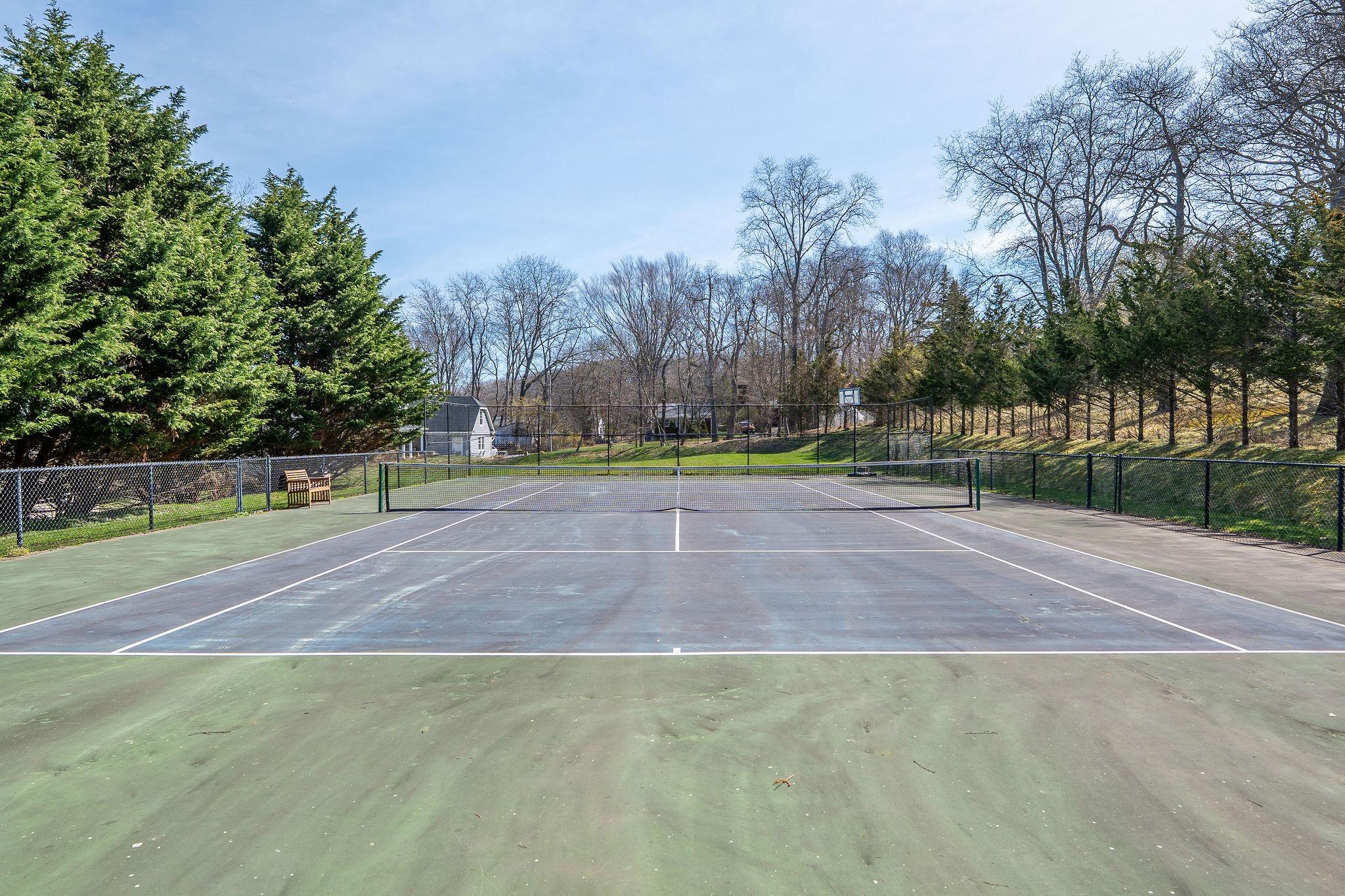 250 Naugles Drive, Mattituck, New York image 33