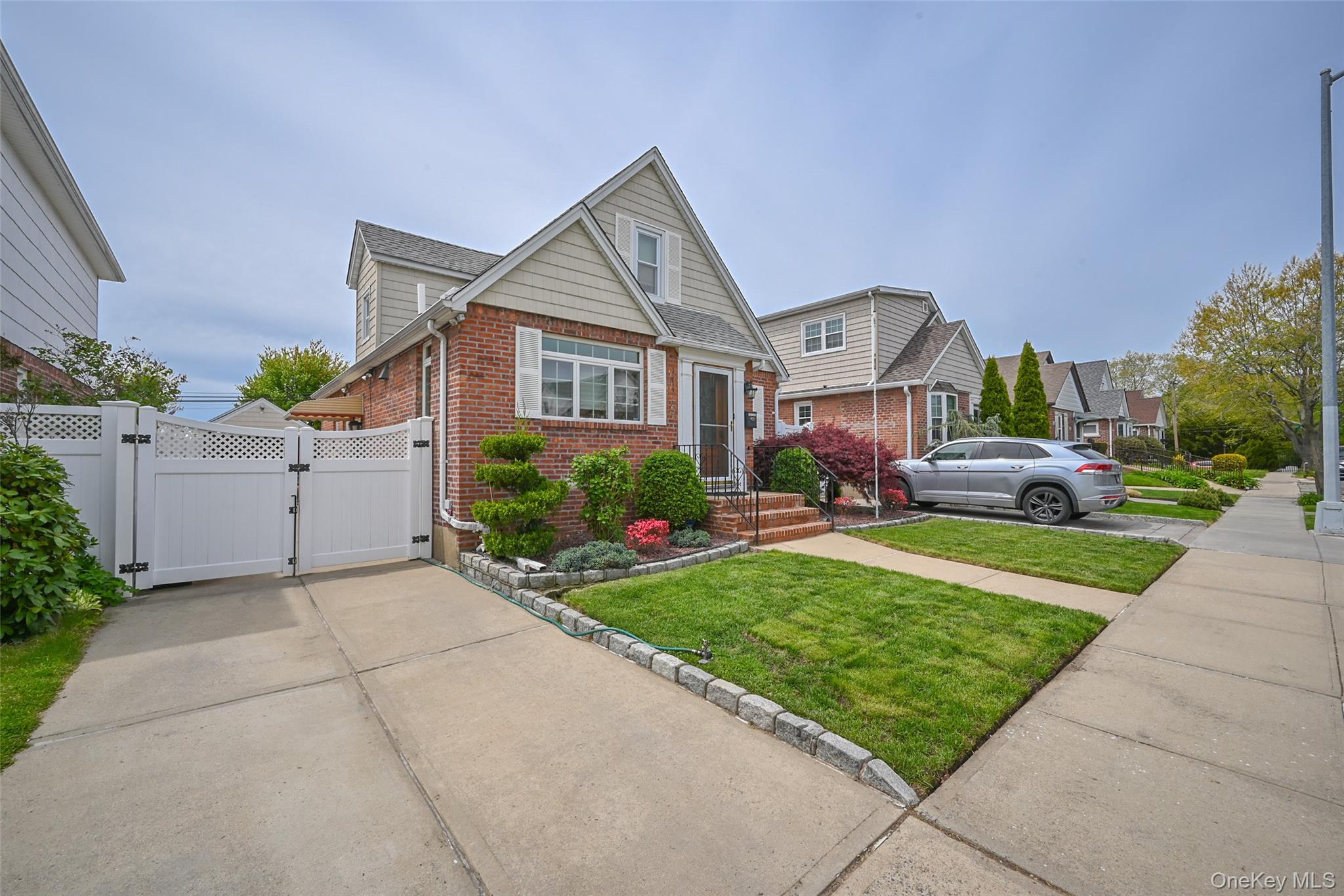 171-20 Gladwin Avenue