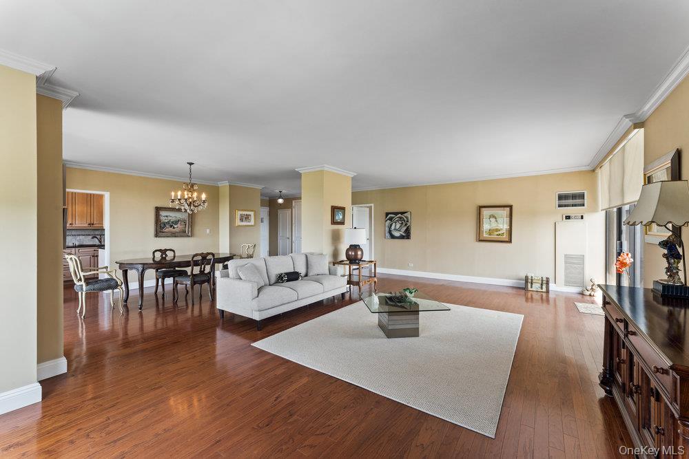 270-10 Grand Central Parkway 7O