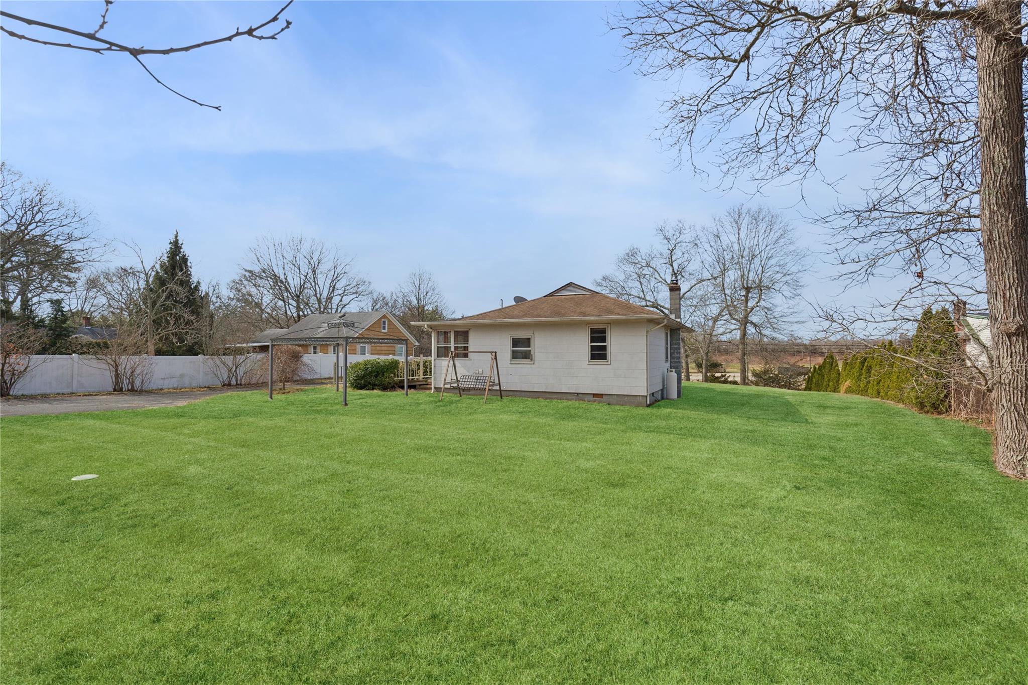 1504 E Roanoke Avenue, Riverhead, New York image 10