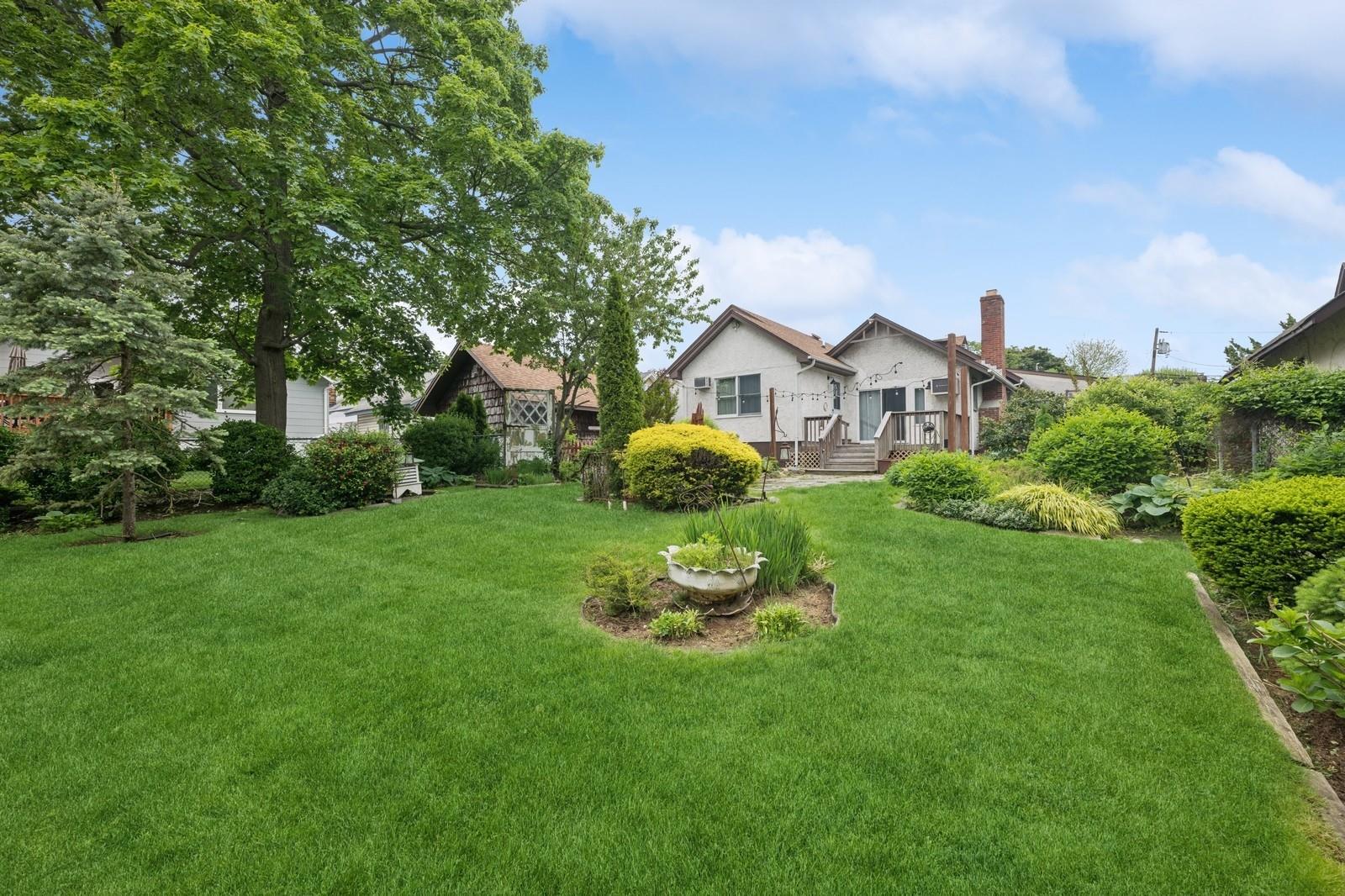 2600 Garden Street, Baldwin, New York image 39