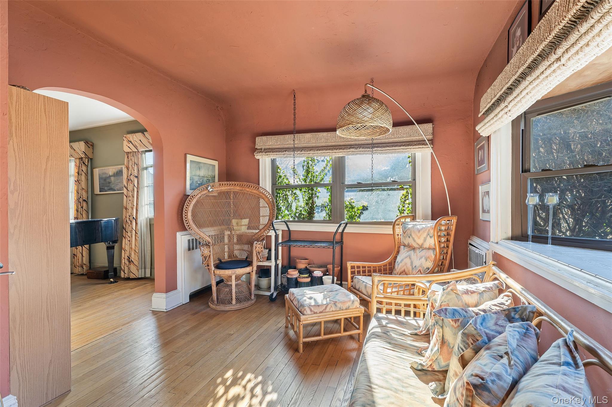 10 aka 73 Shawnee Avenue