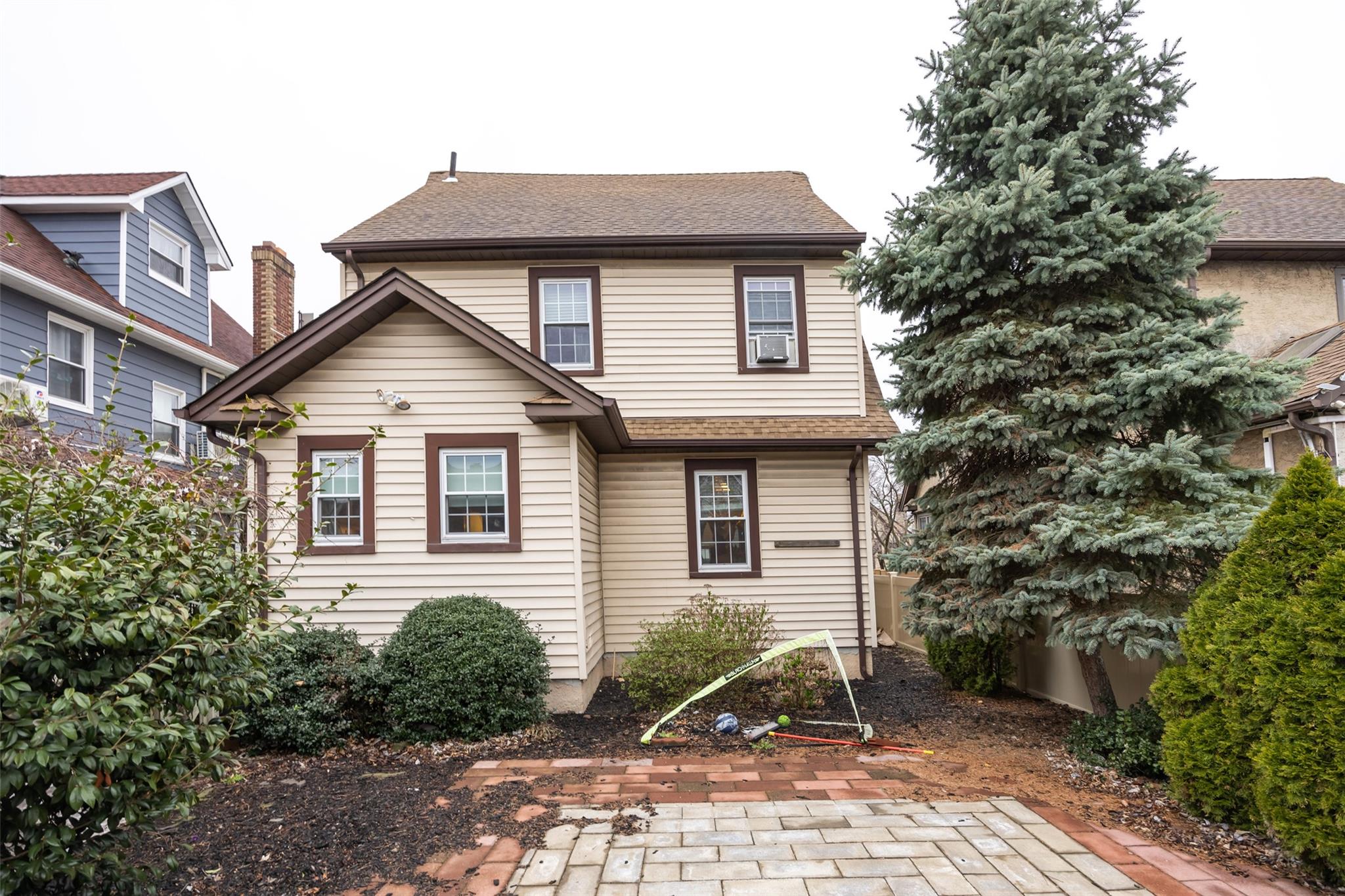 5115 Concord Avenue, Great Neck, New York image 41