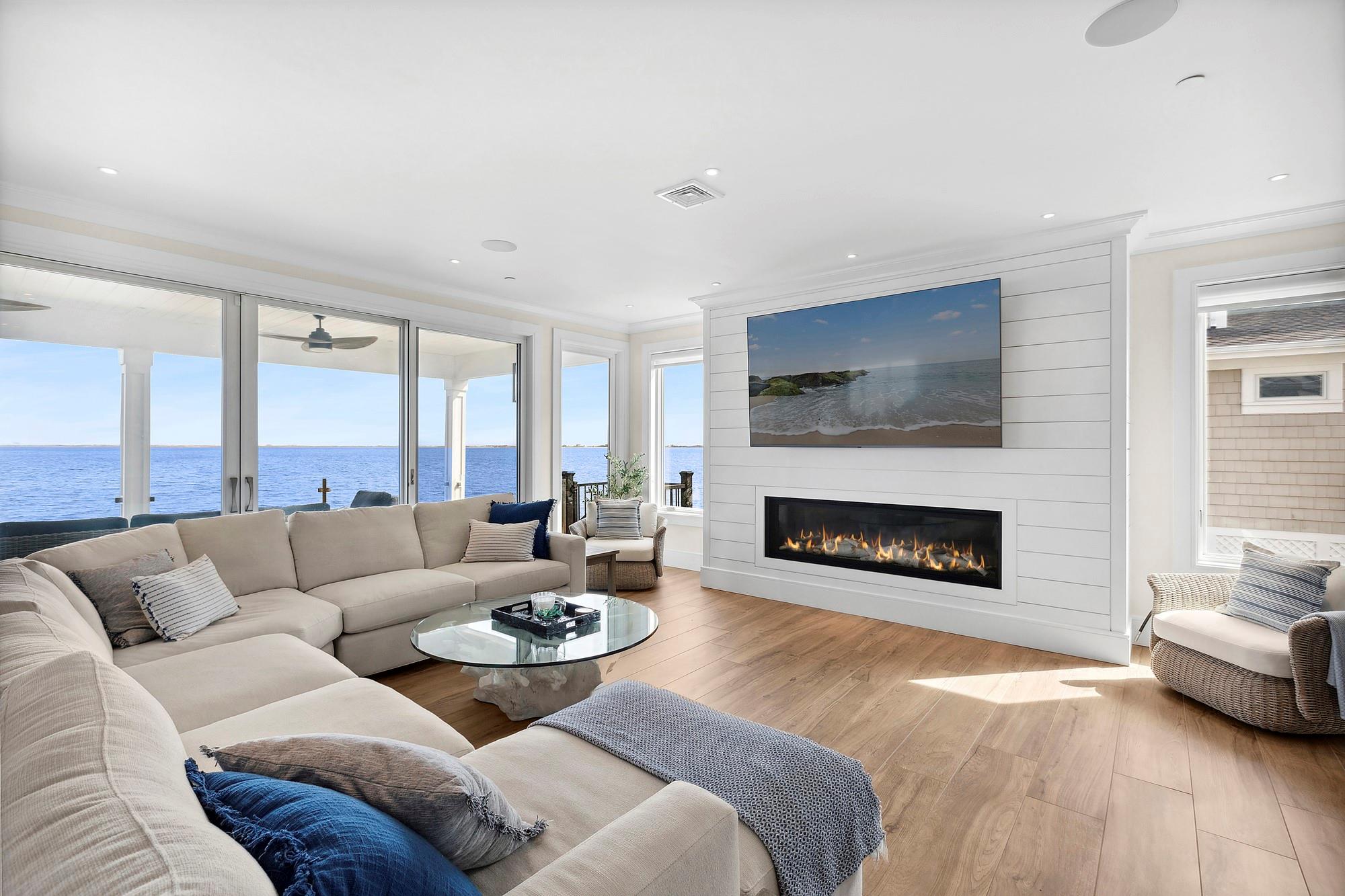 15 Shinnecock Road, East Quogue, New York image 6