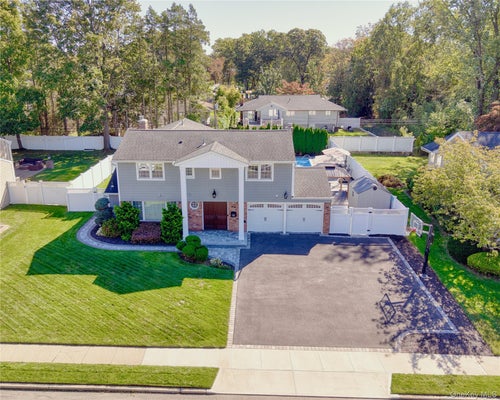 29 VOORHIS DR, OLD BETHPAGE, NY 11804 - Image ffd3a9e3f33951aafd0efe79b298213b/4172383341