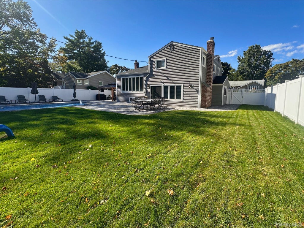 Photo of 29 Voorhis Drive, Old Bethpage, NY 11804 (MLS # 1058927)