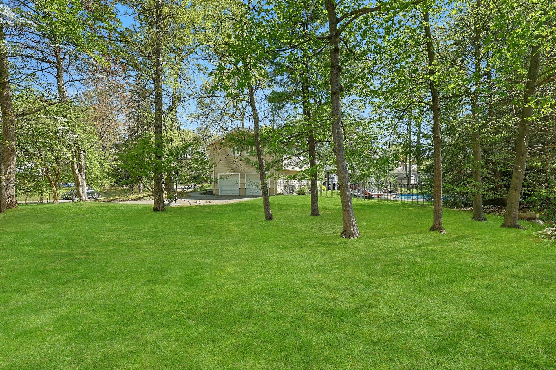 16 Old Brick Road, New City, New York image 38