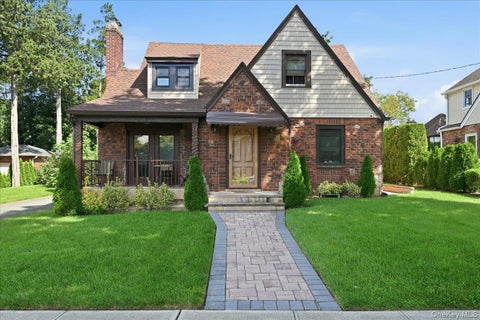 Photo for 201 Glenmore Street