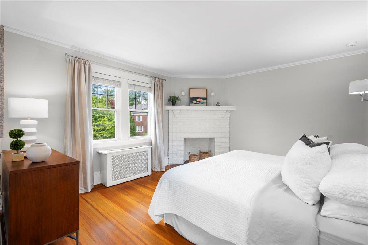 24 Storer Avenue, Pelham, New York image 17