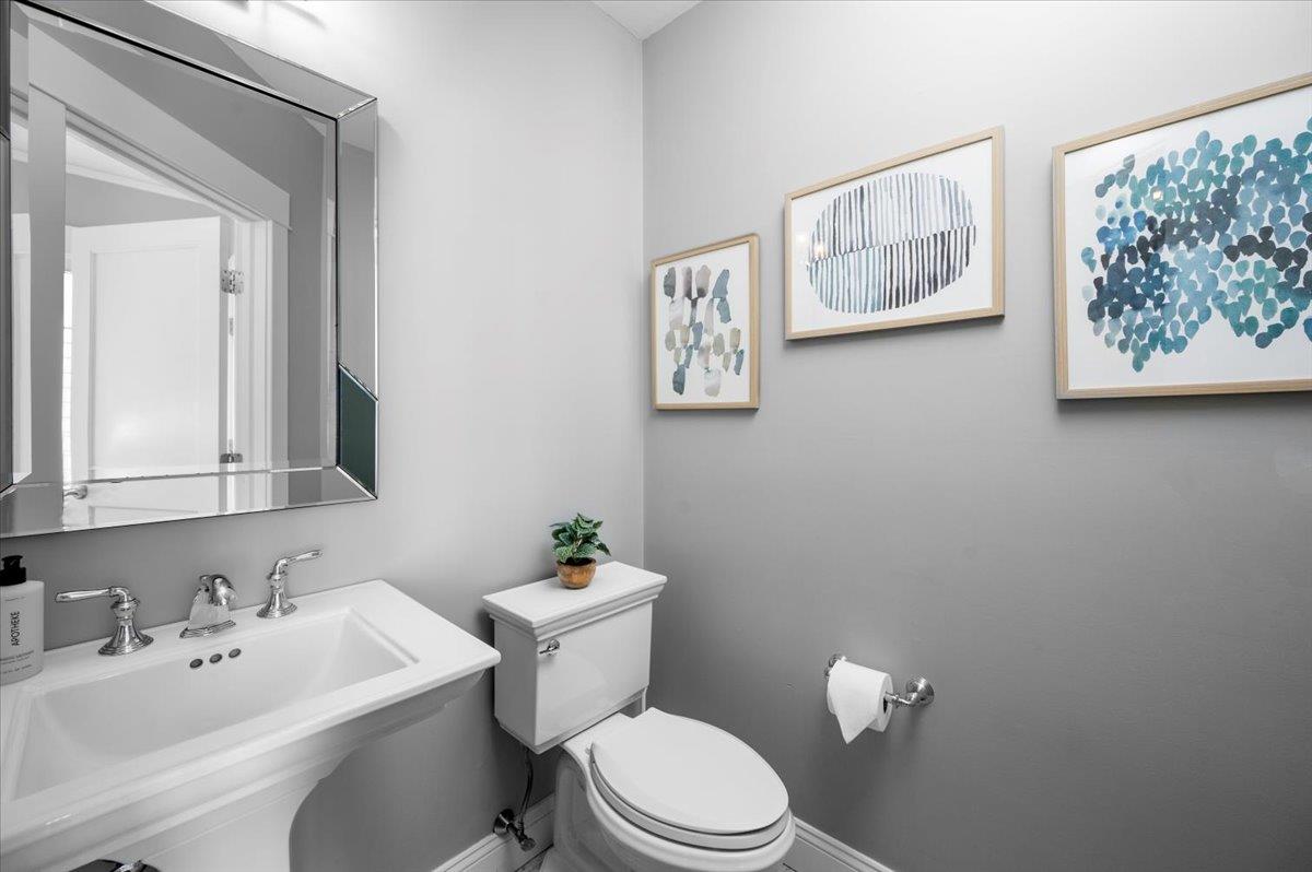 24 Storer Avenue, Pelham, New York image 16