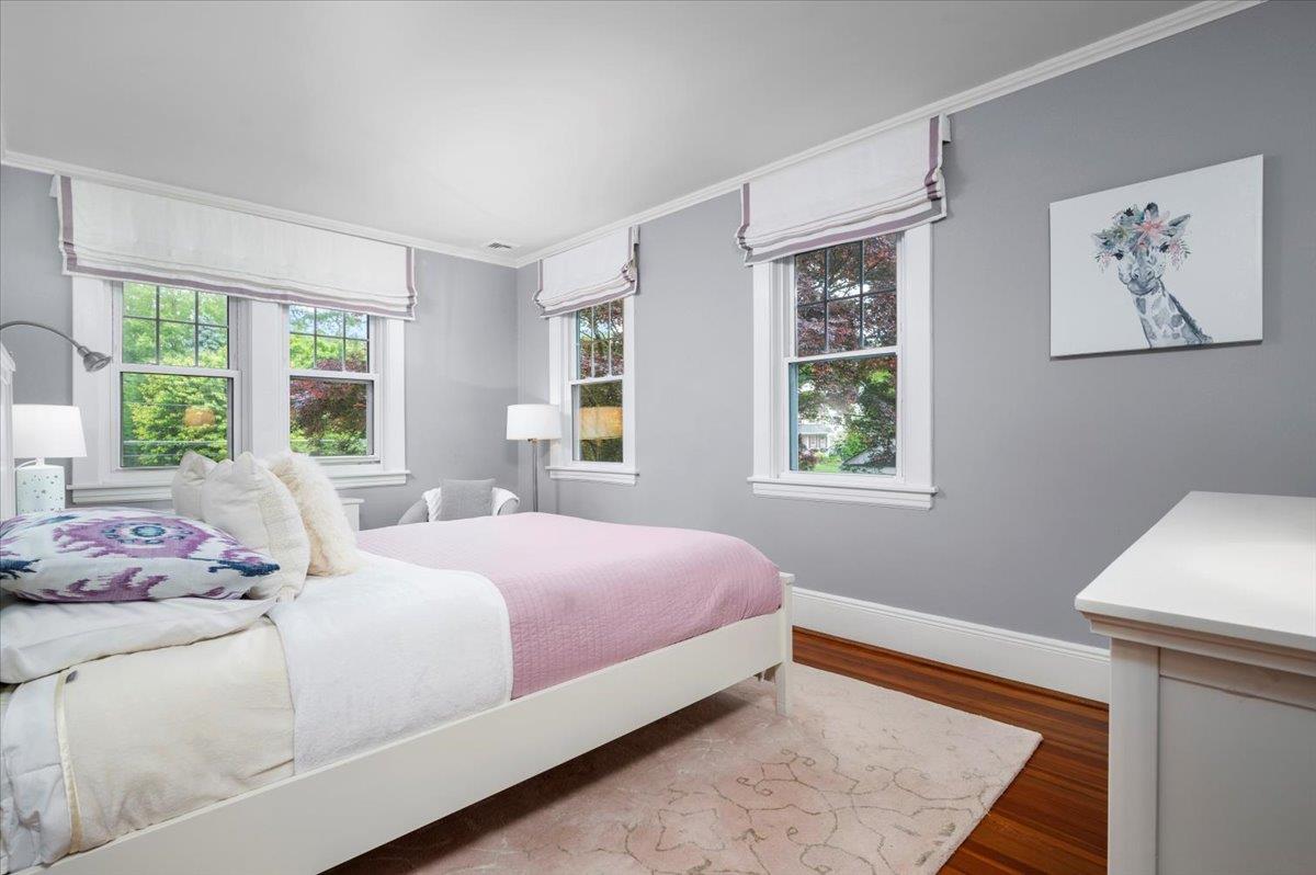 24 Storer Avenue, Pelham, New York image 21