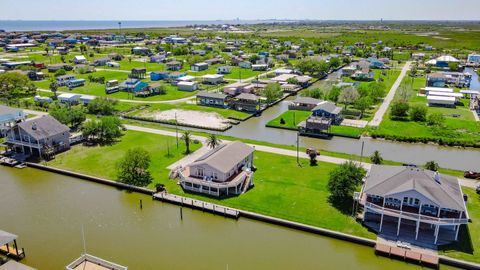 A home in Crystal Beach