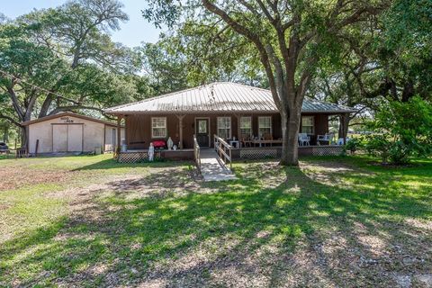 442 N 2nd St, Stowell, TX 77661 - #: 247320
