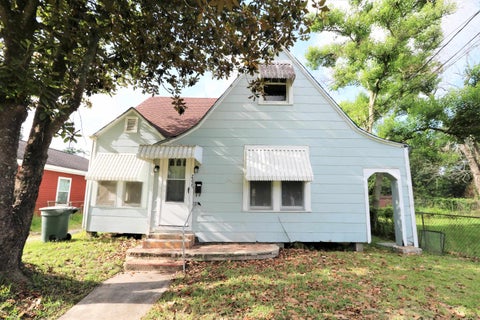 Photo of 2225 Fillmore St, Beaumont, TX 77703 (MLS # 270648)