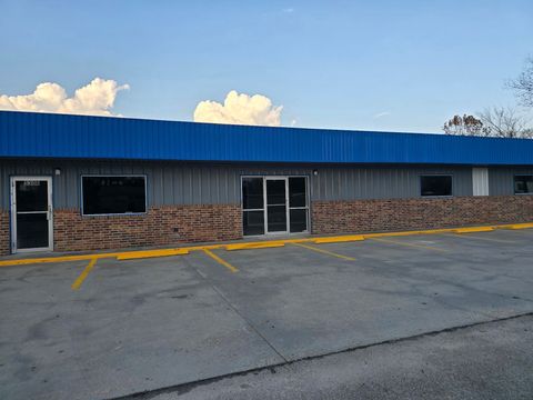 Photo of 3304 Western Ave, West Orange, TX 77630 (MLS # 263725)