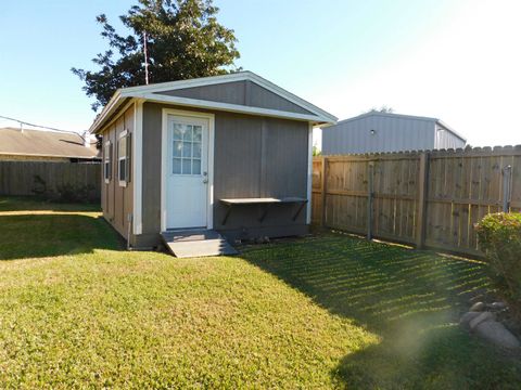 A home in Port Neches