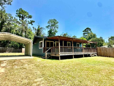 A home in Woodville