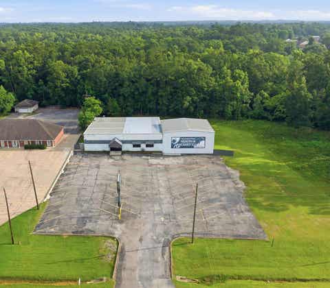 Photo of 1075 E Hwy 327, Silsbee, TX 77656 (MLS # 268197)