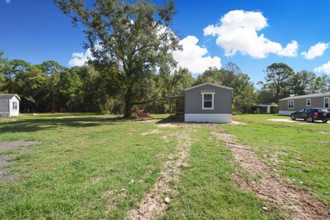 Photo of 11435 N Canal, Lumberton, TX 77657 (MLS # 262567)