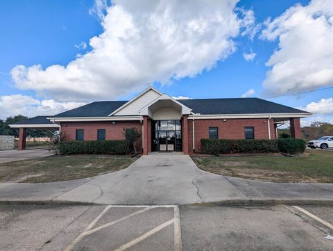 Photo of 8109 Smith Road, Beaumont, TX 77705 (MLS # 263441)