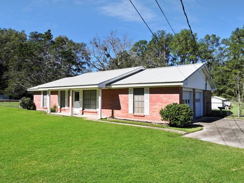 A home in Lumberton