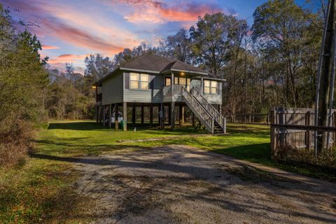 Photo of 12040 Cooks Lake Rd, Lumberton, TX 77657 (MLS # 264392)