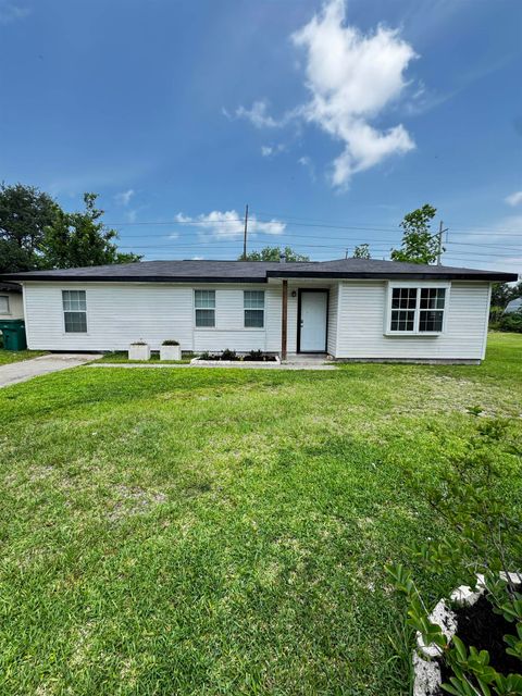 Property photo of 3750 Ridgemont, Orange, TX 77630