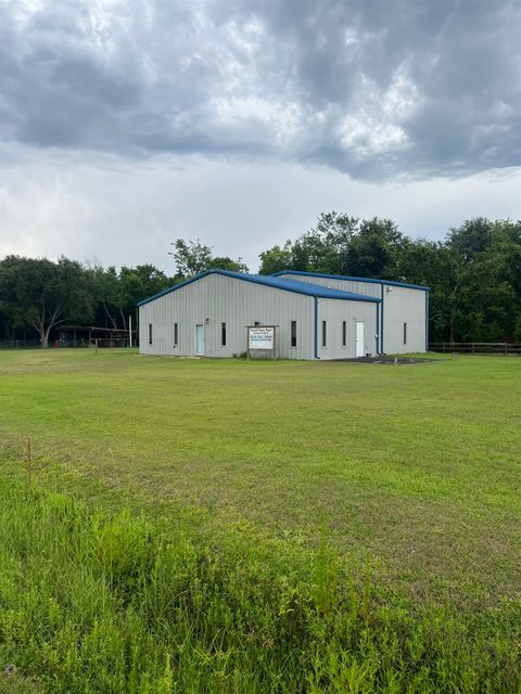 Photo of 445 W Railroad, China, TX 77613 (MLS # 258911)