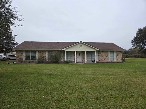 Photo of 19545 Fm 365 Rd, Beaumont, TX 77705 (MLS # 268189)