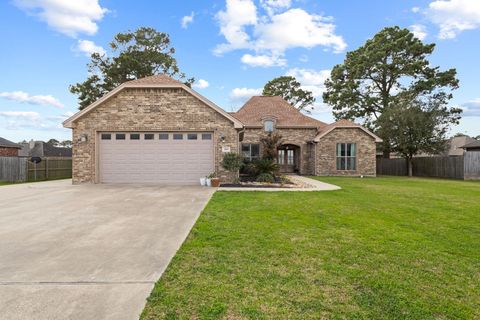Photo of 280 Stephanie Dr., Orange, TX 77630 (MLS # 266209)