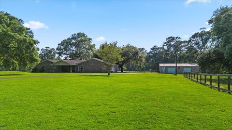 A home in Silsbee