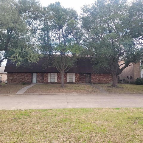 Photo of 3106 Oakmont Dr, Orange, TX 77630 (MLS # 270098)