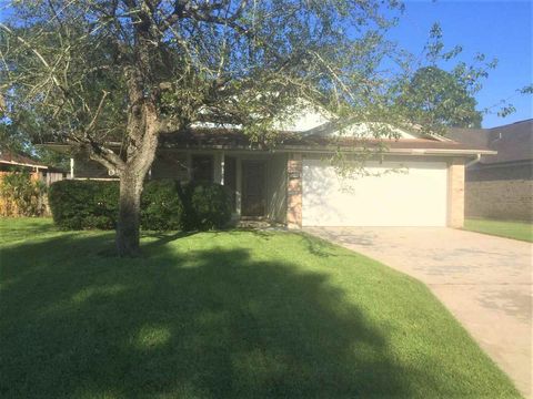 Photo of 5680 Brett Ln, Beaumont, TX 77713 (MLS # 263525)