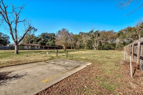 A home in Groves