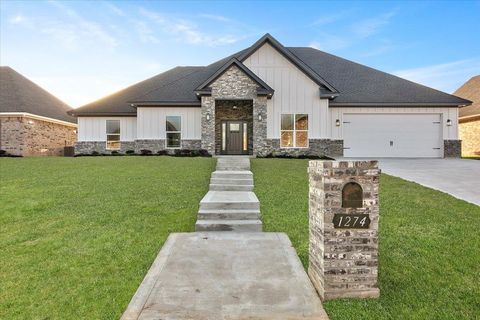 Photo of 1274 Bourbon St, Bridge City, TX 77611 (MLS # 265853)