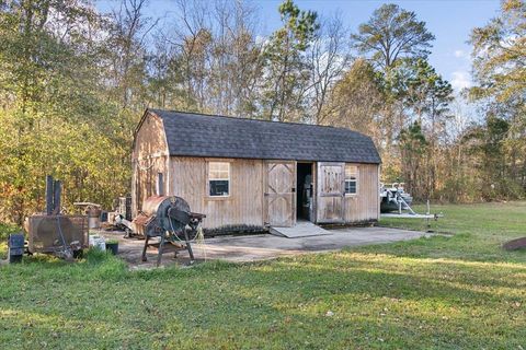 A home in Vidor