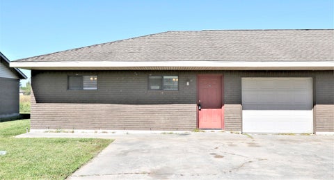 Photo of 631 Douglas St, Bridge City, TX 77611 (MLS # 271657)