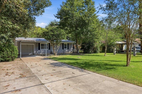 Photo of 1935 Wescalder, Beaumont, TX 77707 (MLS # 271336)