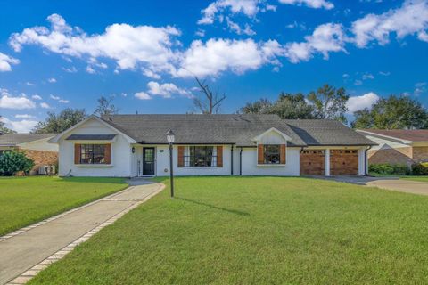 Photo of 1825 Rikisha Ln, Beaumont, TX 77706 (MLS # 265661)
