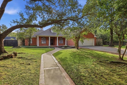 Photo of 108 Wade, Silsbee, TX 77656 (MLS # 271013)