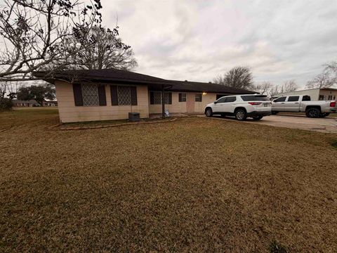 Photo of 2260 Cox St, Port Arthur, TX 77640 (MLS # 265145)
