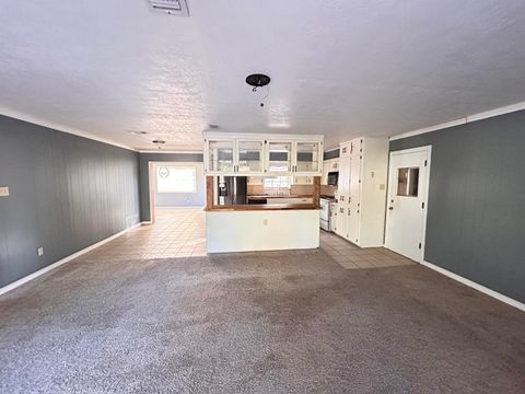 Photo of 708 Myrtle St, Woodville, TX 75979 (MLS # 263283)